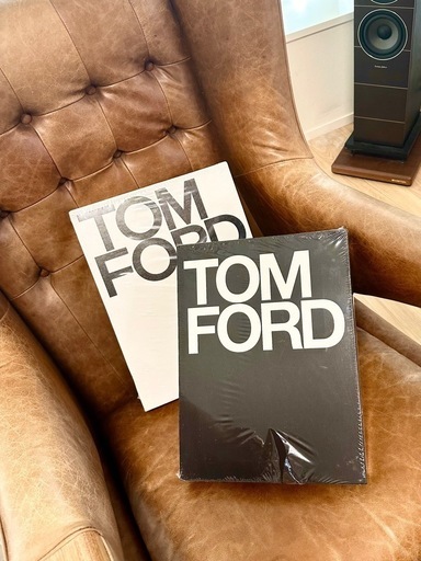 新品　TOM FORD 写真集 トムフォード ハードカバー