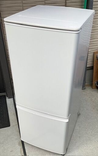 【RKGRE-385】特価！三菱/146L 2ドア冷凍冷蔵庫/MR-P15H-W/中古品/2023年製/当社より近隣無料配達！