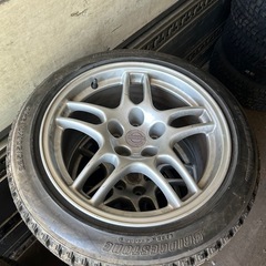 冬タイヤ225/50R17 94Q 