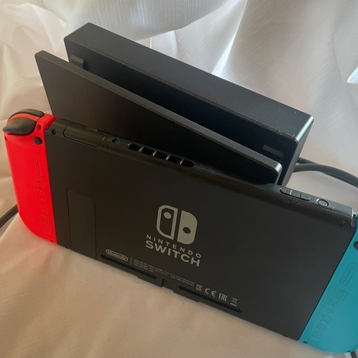 任天堂　スイッチ　箱あり
