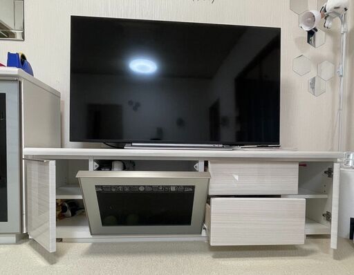 さらに値下げしました　美品　ニトリ　テレビ台(ローボードポスティア 150 WH)