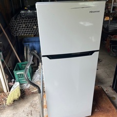 【百光工建】Hisense 2ドア冷蔵庫 HR-B1201 29...