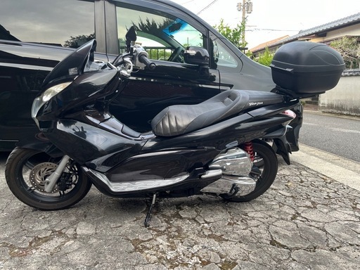 PCX125 【お話中】 HONDA PCX125】ホワイト×ゴールドカラー！！人気