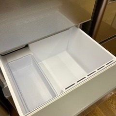 激安3ドア!! 2022年 AQUA ノンフロン冷凍冷蔵庫 AQR-27M(S) 272L 