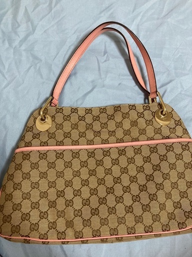 GUCCIバグ