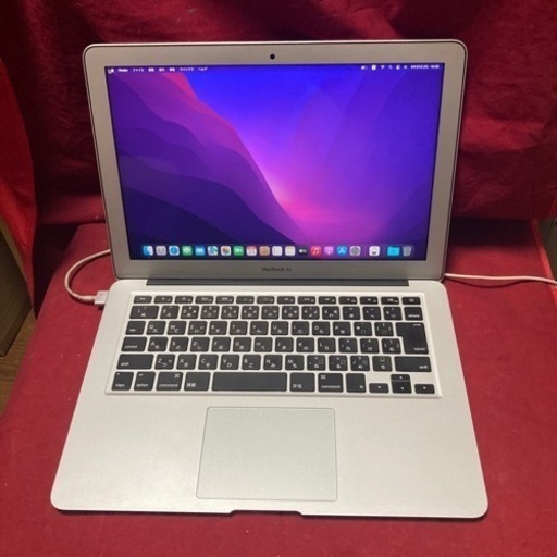 2017 MacBook Air 13インチi58GB 251GB新品バッテリー