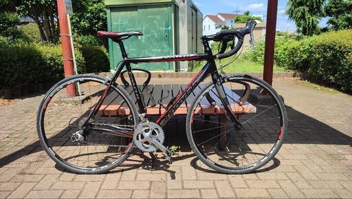 ロードバイク Cannnondale caad8