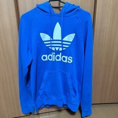 adidasパーカー