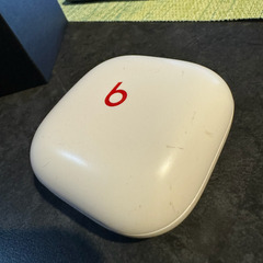 Beats Fit Pro ホワイト