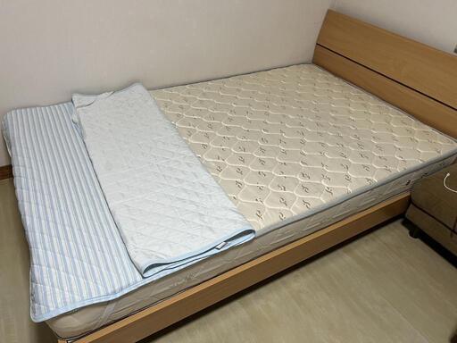 セミダブルベッドのセット