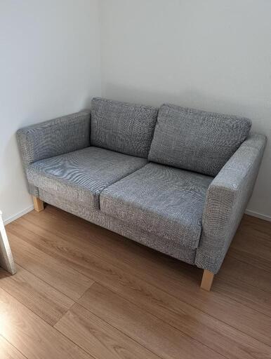 IKEA　二人掛けソファ