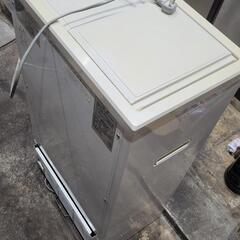 激安】サンデン 冷凍庫 184L 2006年 鍵無し