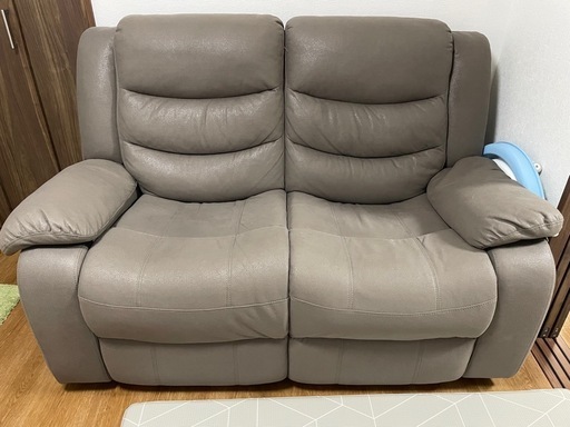 革製電動ソファー