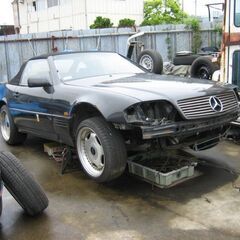 Mベンツ129SL-外装部品販売-純正フロントバンパー