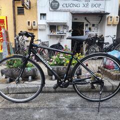 ブリヂストン　クロスバイク　２７インチ　７変速　　雨カバー　付き　自動ライト　付き　黒　配達可能　美品