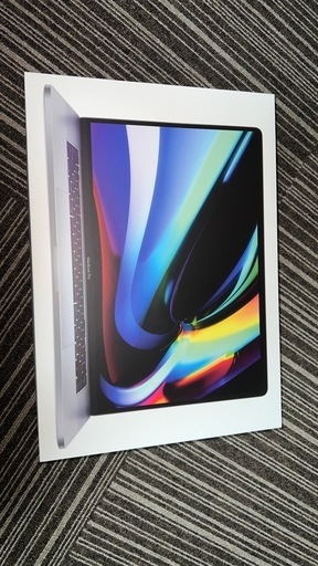 MacBook Pro メモリ32GB\n