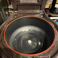 【中古】IHジャー炊飯器（5.5合炊き）　三菱 白和三盆MITSUBISHI　本炭釜　KAMADO NJ-AW108 釜無し