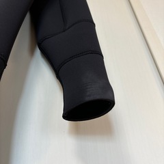 【お譲り先が決まりました】【美品】ウェットスーツ BREAKER OUT フルスーツ 3mm ML