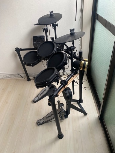 Alesis 電子ドラム