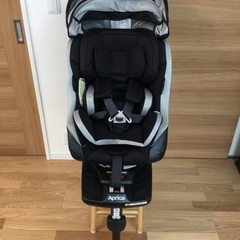 お話中【極美品!!】定価6万円！チャイルドシート/Aprica アップリカ クルリラ お話中【極美品!!】定価6万円！チャイルドシート/Aprica アップリカ