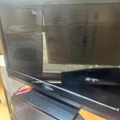 TOSHIBA カラーテレビ32型
 