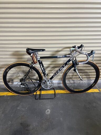 GIANT　ロードバイク