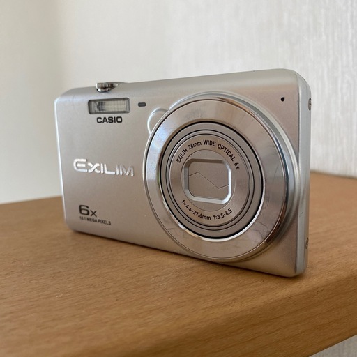 Amazon | CASIO デジタルカメラ EXILIM EX-ZS210SR 手ブレに強い光学12
