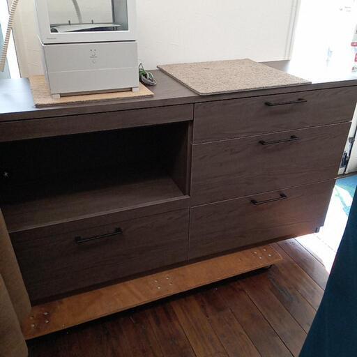 ★値下げしました！ 展示品❗キッチンカウンター  キッチン収納 キャビネット  モダン (幅160cm) 【8万円位で購入】 自社配送時代引き可※現金、クレジット、スマホ決済対応※