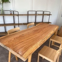 (赤字販売) 日光杉　一枚板　ダイニングテーブル　新品／未使用 赤字販売) 日光杉 一枚板 ダイニングテーブル 新品／未使用