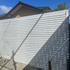 お譲り先決まりました。アルミコンテナ　ジャンク品