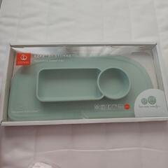 ベビー用品　シリコン食器　STOKKE