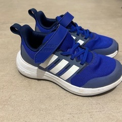 【取引中】adidas子供靴18㎝