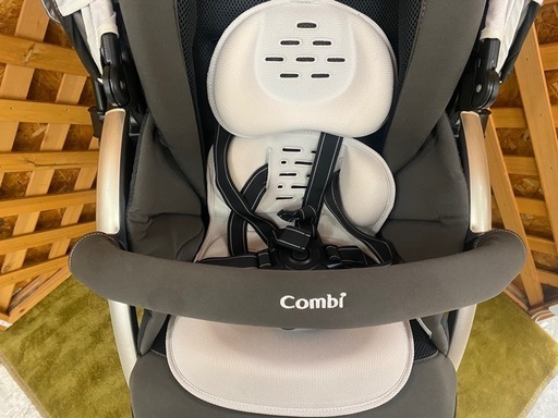 愛品館 江戸川店】コンビ CWLアンブレッタ4キャスエッグショックUH