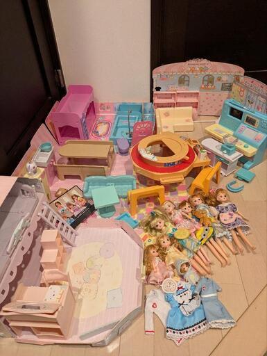 リカちゃん　すみっコぐらしカフェ　動物病院　チャイムでピンポンかぞくでゆったりさん　ミニオン　全部まとめて　ドール　人形遊び