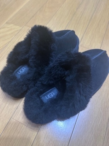UGG スリッパ