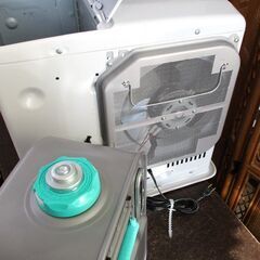 ダイニチ 石油ファンヒーター 9.0L 2022年製 FW-5622L ムーンホワイト 札幌市北区屯田