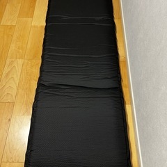 美品 インフレーターマット8cm スエード素材 クイックキャンプ