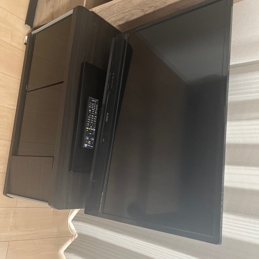 テレビ、テレビ台