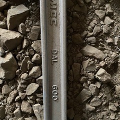 コーナーレンチとパイプレンチ　2本ずつ