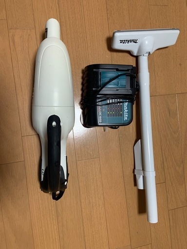 Makita CL180FD ホワイト 掃除機 18V バッテリー付き