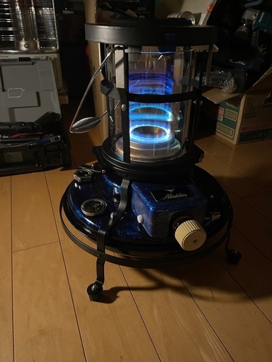アラジンストーブ　ショートカスタム　　石油ストーブ　キャンプ