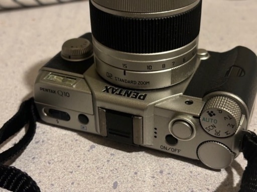 【お譲り先決定】中古美品　ミラーレス一眼　PENTAX Q10 ズームレンズキット