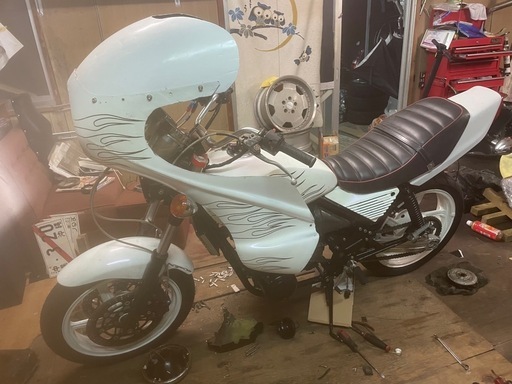 ゼファー400