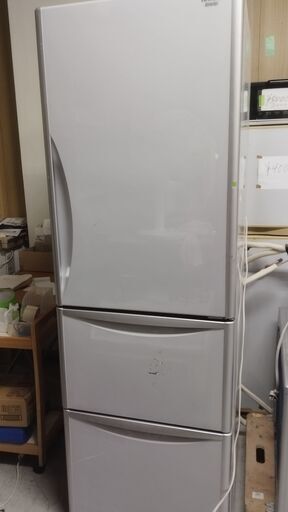 持ち帰り特化日立 冷蔵庫 365 L 2011年製 別館においてます