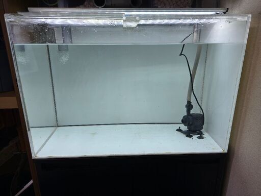 【引取希望】【配送は梱包代と着払いで対応可】900×450×600hアクリル水槽　使用半年　水槽台　上部濾過
