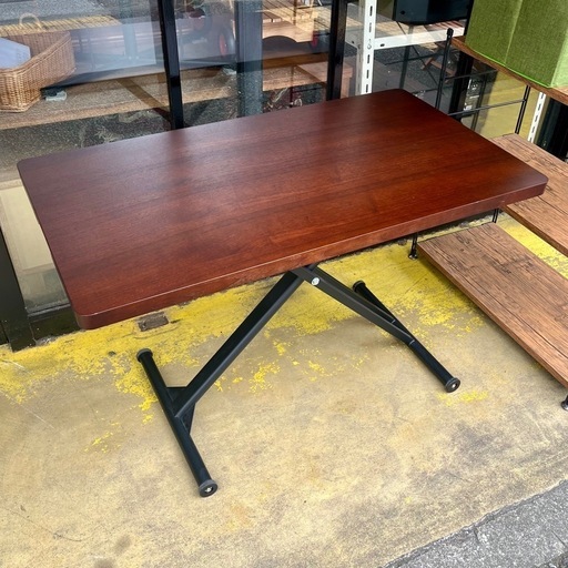 【池上店】 昇降テーブル モーゼル110 ウォルナット 木製 タイヤ付き 昇降デスク テーブル ナチュラル  ダークブラウン 運搬無料エリア有 / 大田区 リサイクルショップ ランバールーム 池上店 ◀︎ 池上駅 大森駅 蒲田駅 最寄り