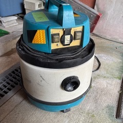 大工　現場仕事Pro用　マキタ集塵機　