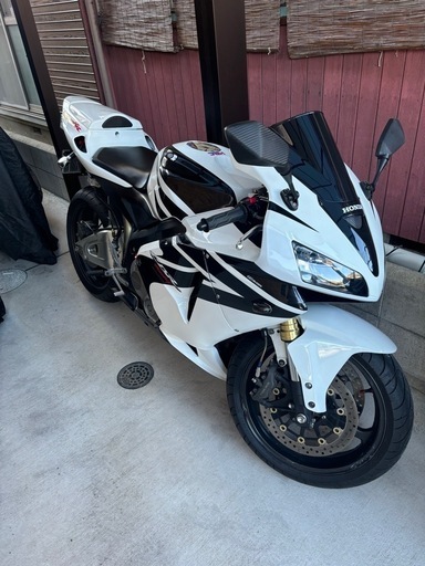 CBR600RR PC37 後期　車検2年付　交換可能