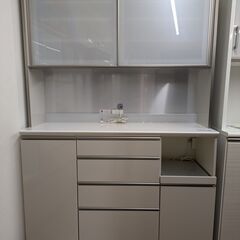 パモウナ　キッチンボード