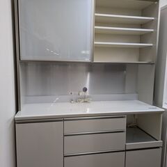 パモウナ　キッチンボード